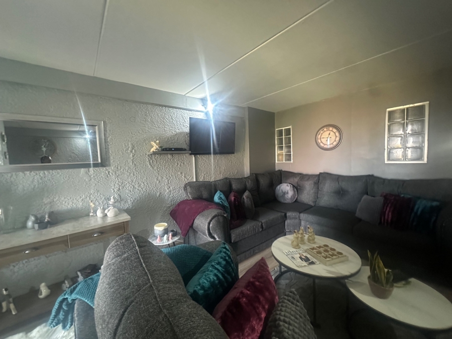  Bedroom Property for Sale in Deneysville Free State